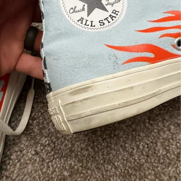 Converse High-Top Sneakers with Flame Design - Picture 4 of 6